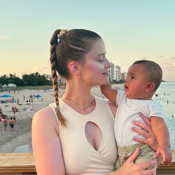 Meet your Posher, Rita - Picture 4 of 7